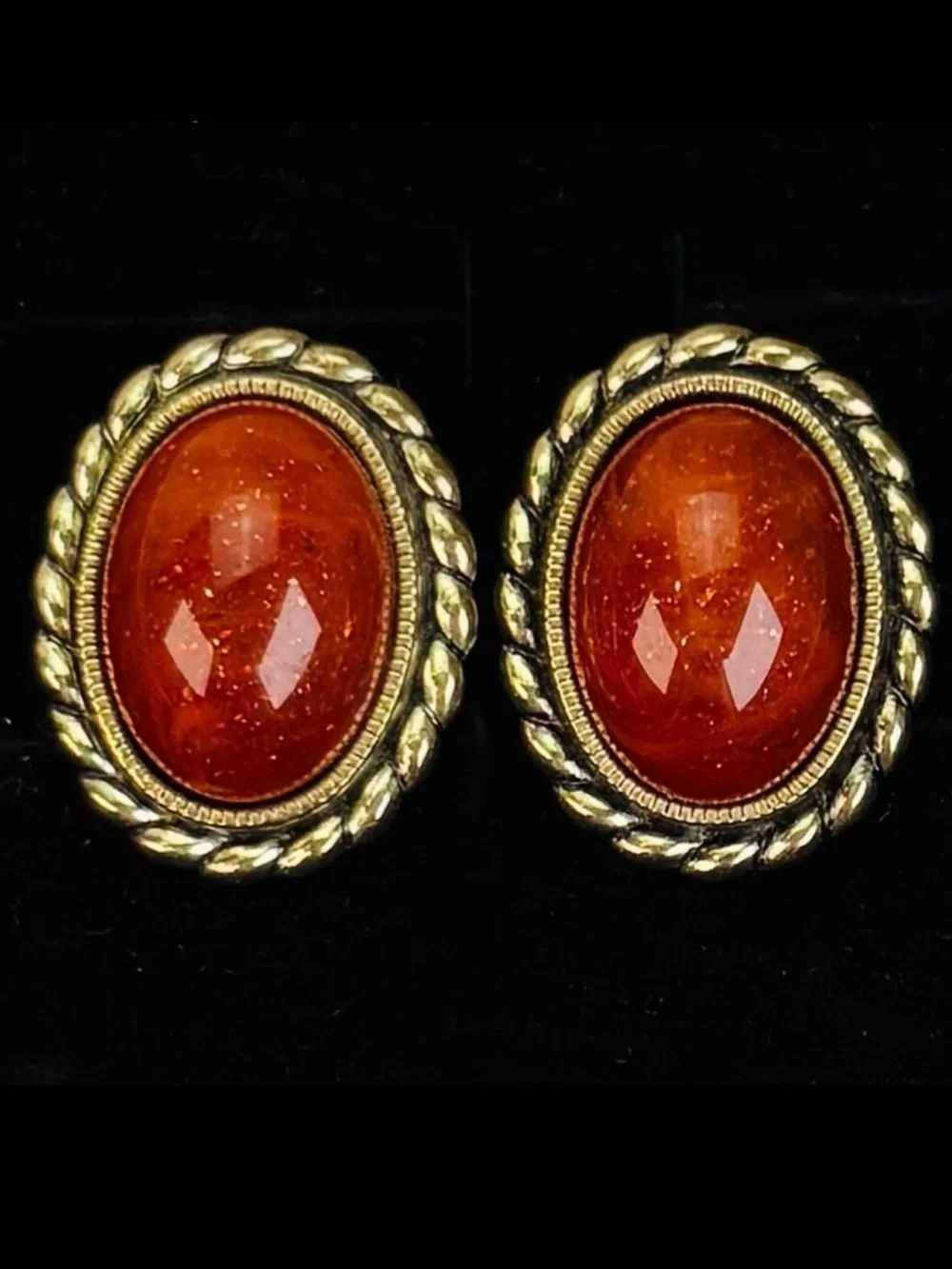 Vintage Aged Goldtone Burnt Orange Rust Oval Clip On Earrings